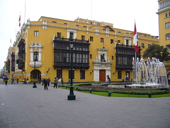 Comentarios a la Ley Orgánica de Municipalidades del Perú